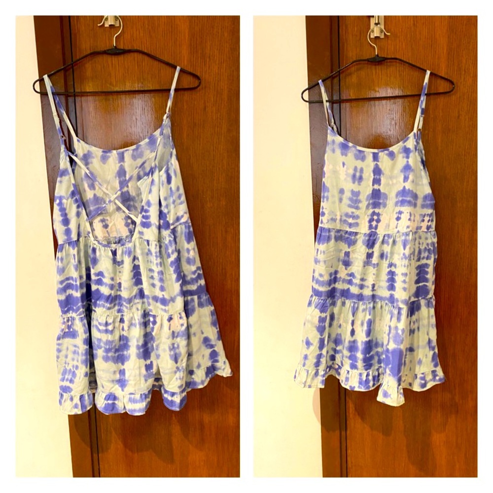 Gorgeous beach dress - Picture 3 of 8